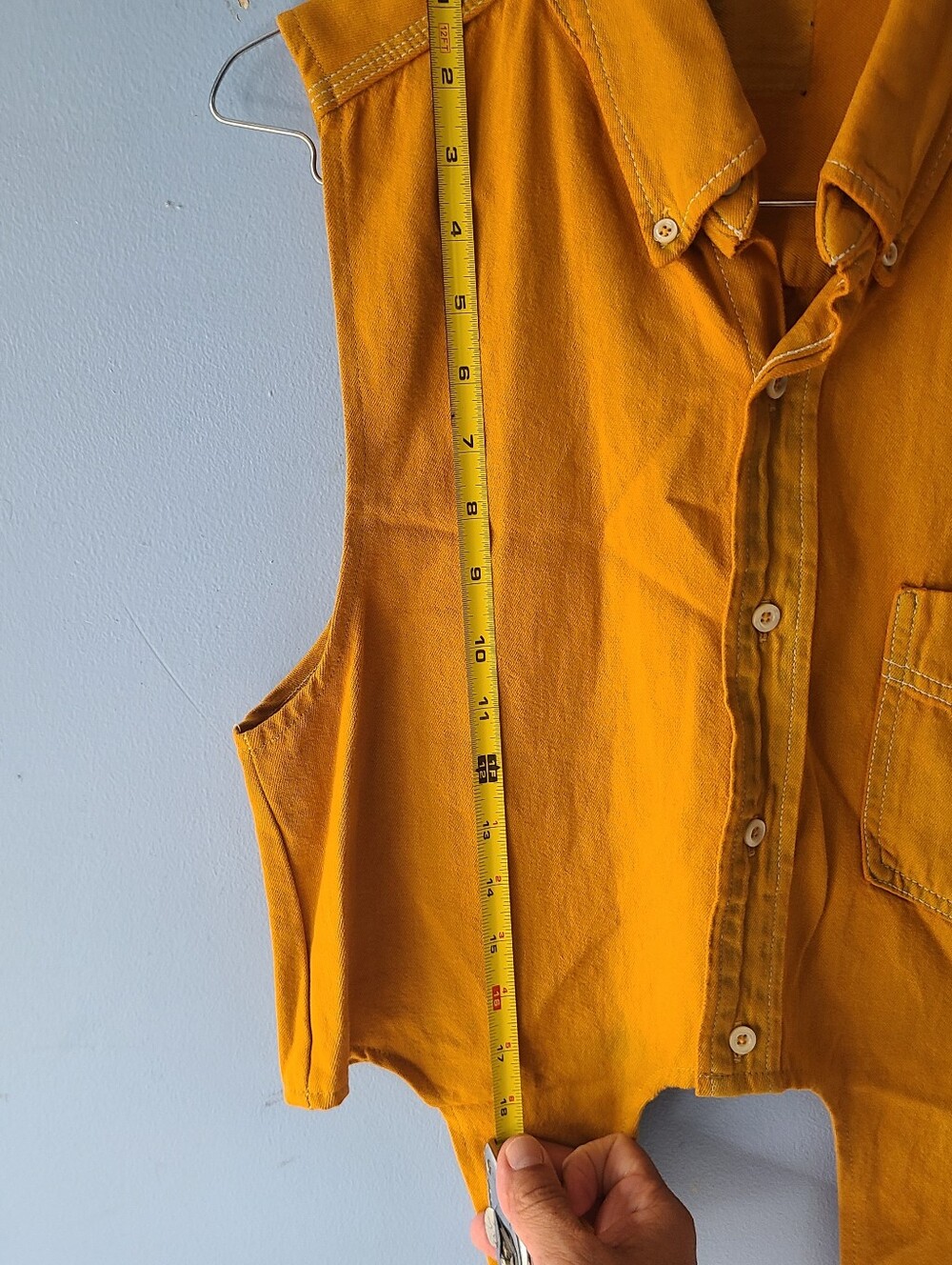 vest - Picture 7 of 9